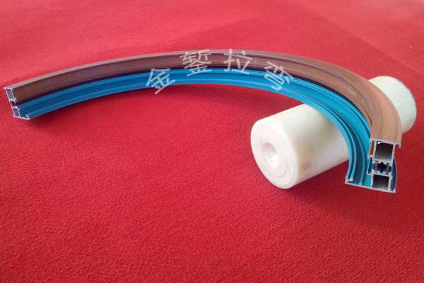 Special rubber strip groove profile with upward - arched circle