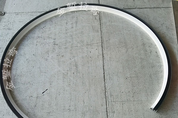 Broken Bridge Aluminum 270-Degree Arc Balcony Integral Bending