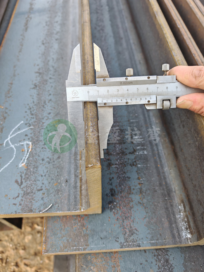 Stretch Bending of 160×160×14 Angle Steel